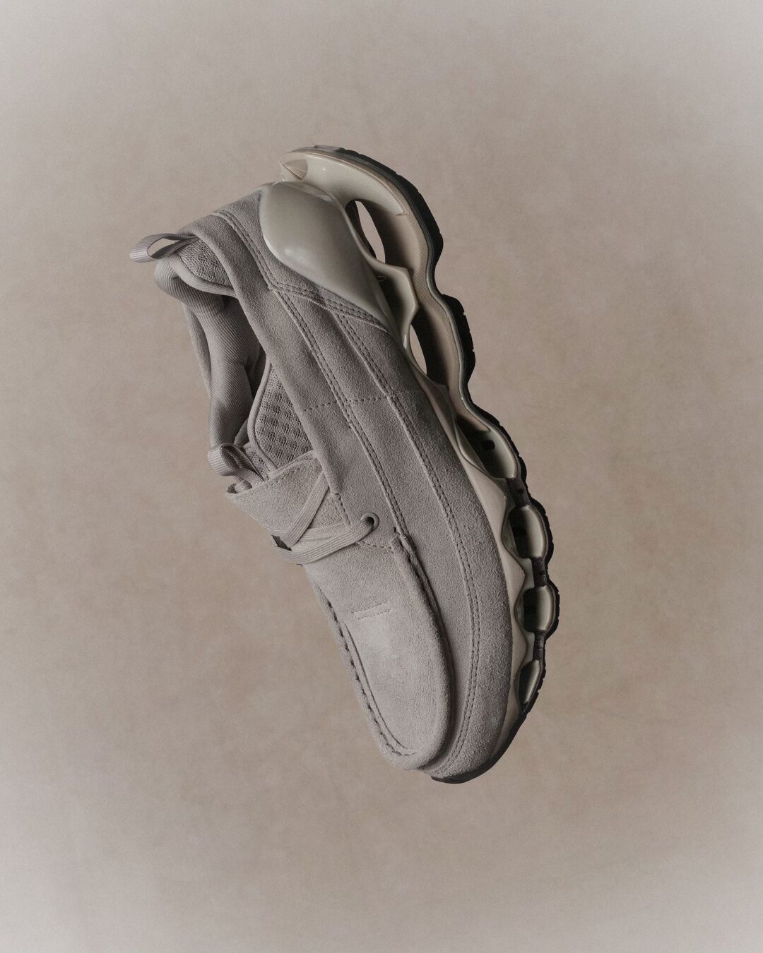 【2024年 10/26 発売】Mizuno Wave Prophecy Moc Suede “Taupe” (ミズノ ウェーブ プロフェシー “トープ”) [D1GD243601]