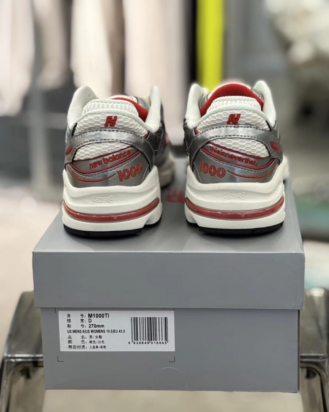 【2024年 発売】 thisisneverthat × New Balance M1000 TI “Silver/Red” (ニューバランス) [M1000TI]