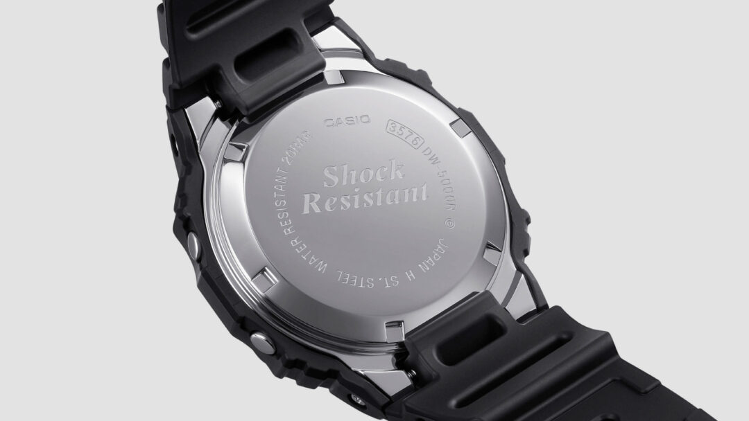 初代“G-SHOCK”復刻モデル「DW-5000R」が2024年 12/13 発売 (Gショック ジーショック)