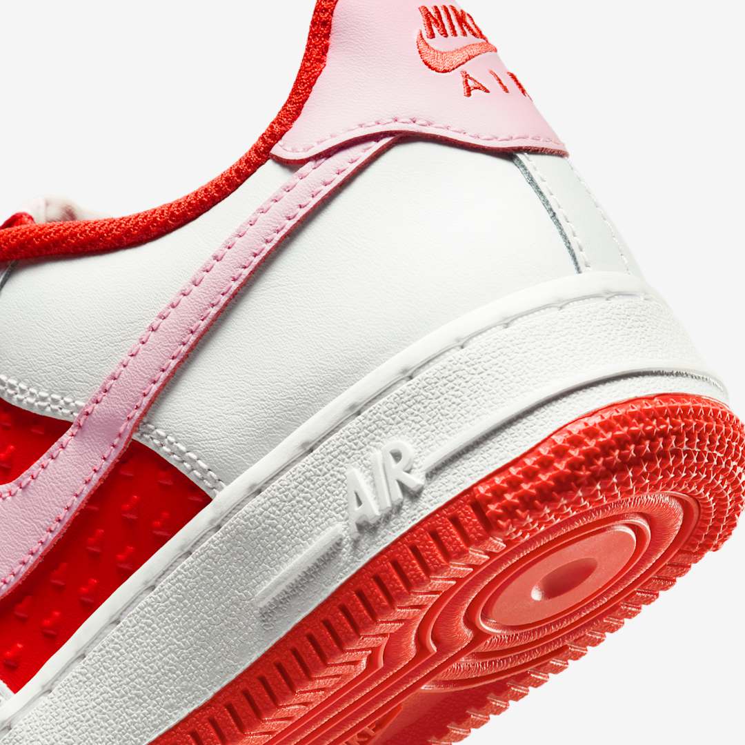 【2025年 2月 発売予定】NIKE W AIR FORCE 1 LOW “Valentine 2025/White/Red” (ナイキ エア フォース 1 ロー “バレンタイン/ホワイト/レッド”) [HV5165-121]