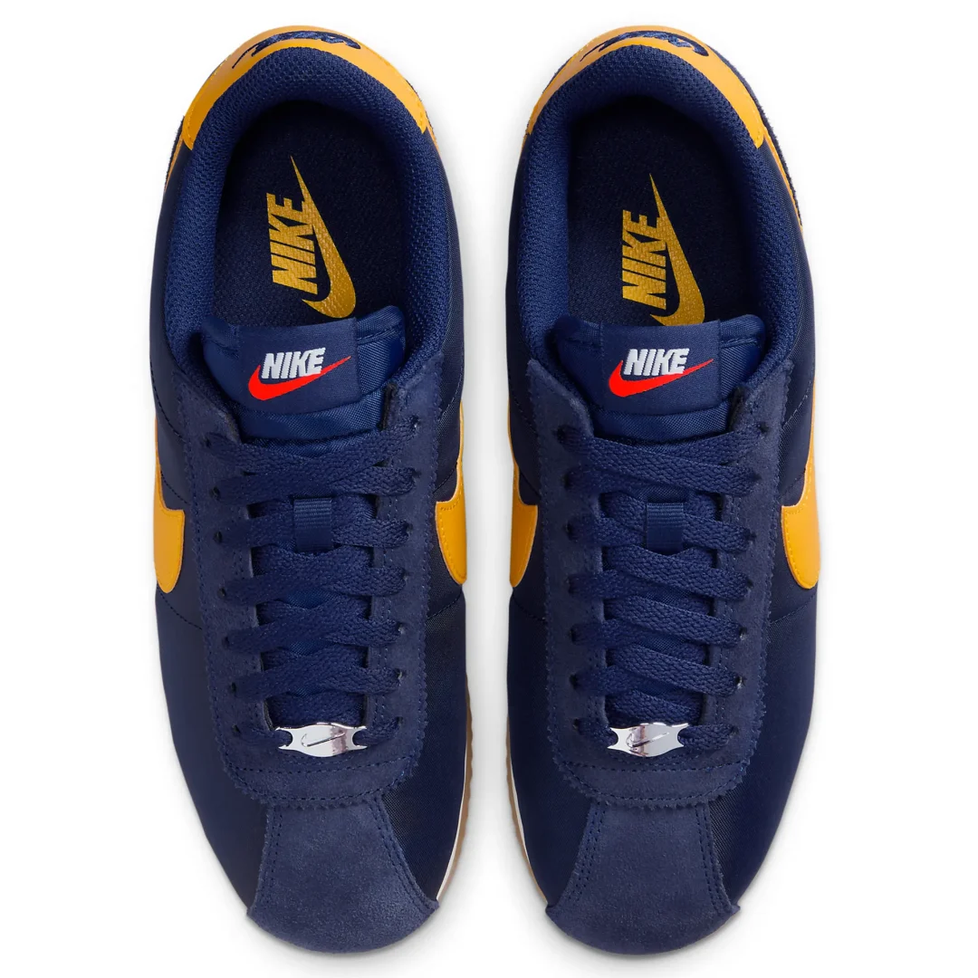 【2025年 春 発売予定】ナイキ コルテッツ “ミシガン/ネイビー/イエロー” (NIKE CORTEZ “Michigan/Navy/Yellow”) [DM4044-403]