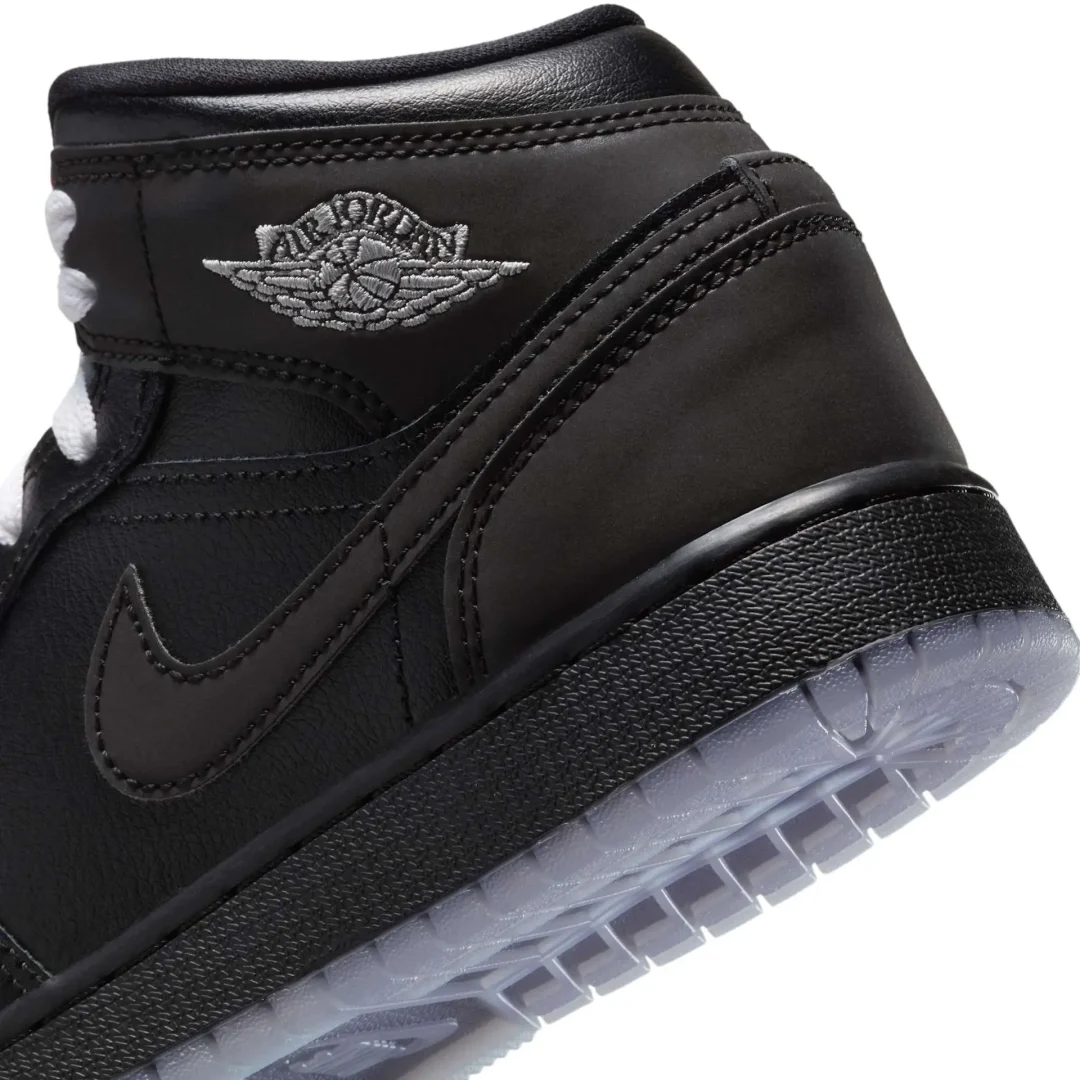 【2025年 発売予定】NIKE AIR JORDAN 1 MID “Black Metallic” (ナイキ エア ジョーダン 1 ミッド “ブラックメタリック”)