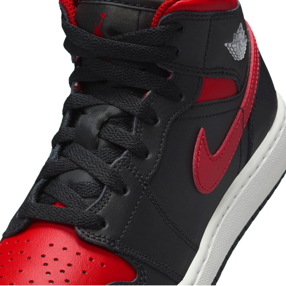 【2025年 発売予定】NIKE AIR JORDAN 1 MID “Bred/Black/Red” (ナイキ エア ジョーダン 1 ミッド “ブレッド/ブラック/レッド”) [DQ8426-067]