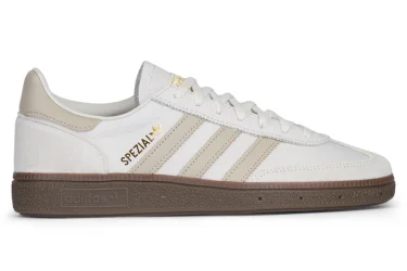 【2024年 発売】adidas Originals HANDBALL SPEZIAL “Alumina/Wonder Beige/Gum” (アディダス オリジナルス ハンドボール スペツィアル “アルミナ/ベージュ/ガム”) [JI2644]