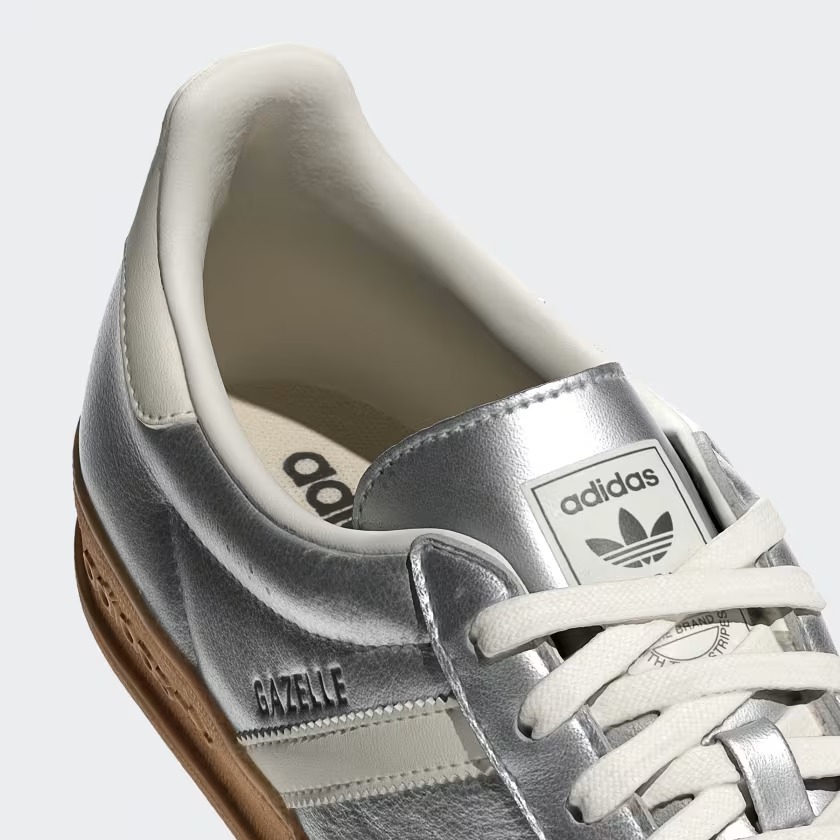 【2024年 発売】adidas Originals GAZELLE INDOOR “Silver Metallic/Core White” (アディダス オリジナルス ガゼル インドア “シルバ－メタリック/ホワイト”) [JR1206]