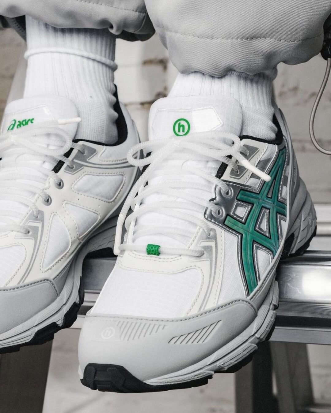 【2024年 11/16 発売】HIDDEN NY x ASICS GEL-VENTURE 6 SHIELD “White/Wasabi” (ヒドゥンニューヨーク アシックス ゲルベンチャー シールド) [1203A778]