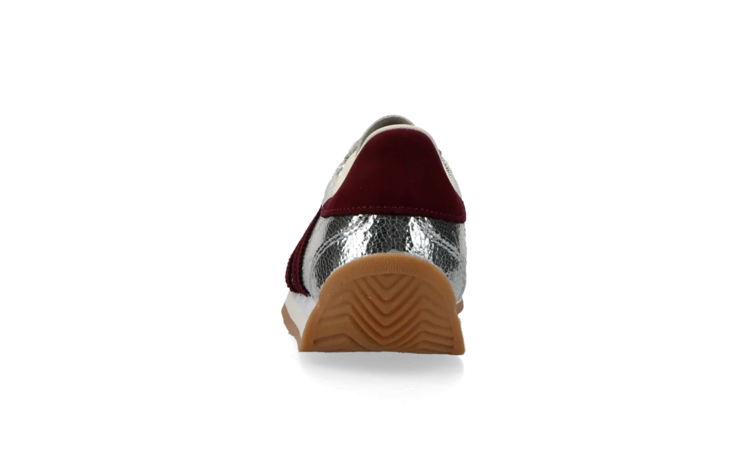 【2024年 11/30 発売】adidas Originals W COUNTRY OG “Silver Metallic/Maroon” (アディダス オリジナルス カントリー OG “シルバーメタリック/マルーン”) [JQ5111]