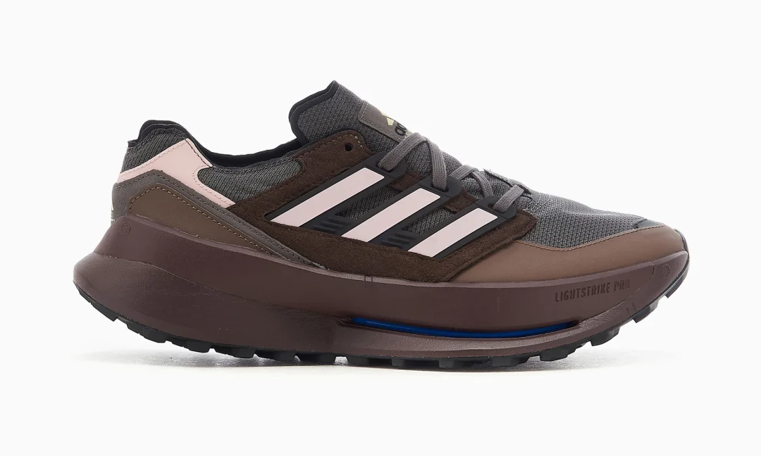 【2024年 11/15 発売】adidas EQUIPMENT AGRAVIC “Charcoal/Sand Pink/Brown” (アディダス エキップメント アグラビック “チャコール/ピンク/ブラウン”) [JH6113]