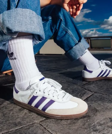 【国内ムラサキスポーツ限定カラー】adidas skateboarding SAMBA ADV "Cloud White/College Purple" (アディダス スケートボーディング サンバ) [IE6613]