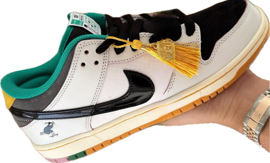 【2025年 夏 発売予定】College Skateboarding Educational Foundation {CSEF} × NIKE SB DUNK LOW PRO QS (カレッジ スケートボーディング エデュケーショナル ファウンデーション ナイキ ダンク ロー) [HJ4132-100]