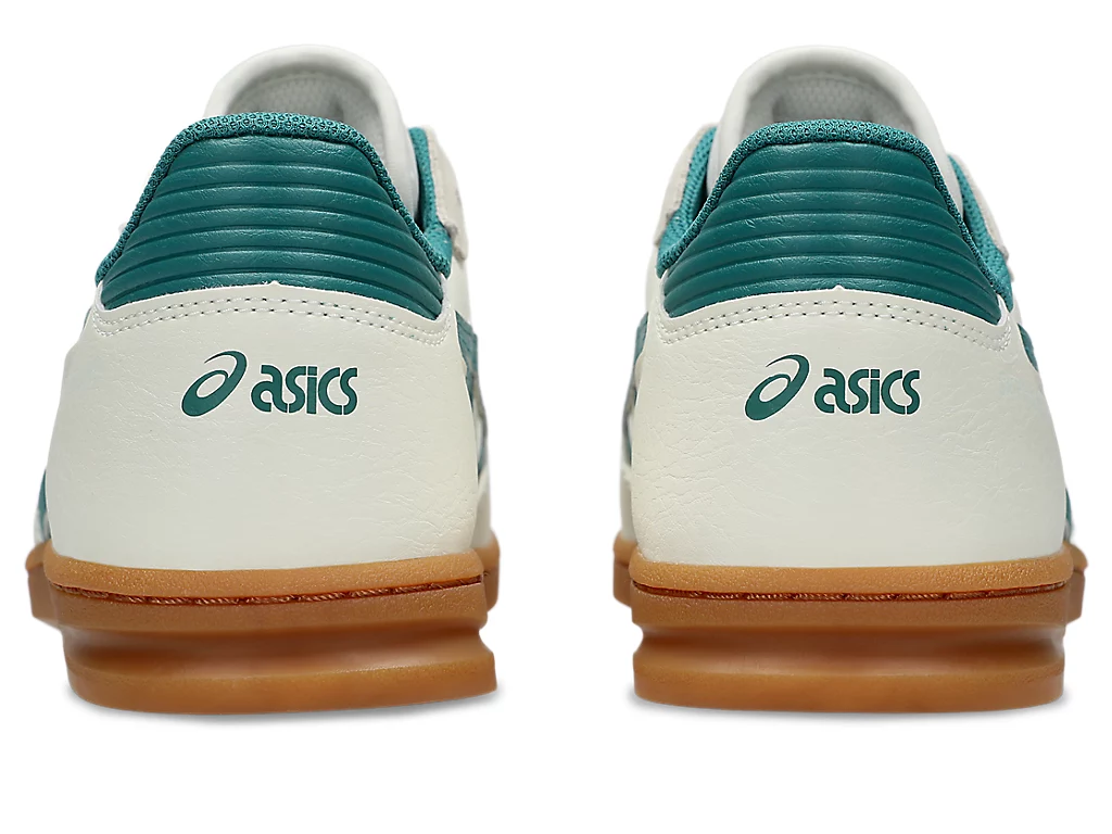 【2024年 発売】ASICS SKYHAND OG “Cream/Rainy Lake” (アシックス スカイハンド OG) [1203A451.102]