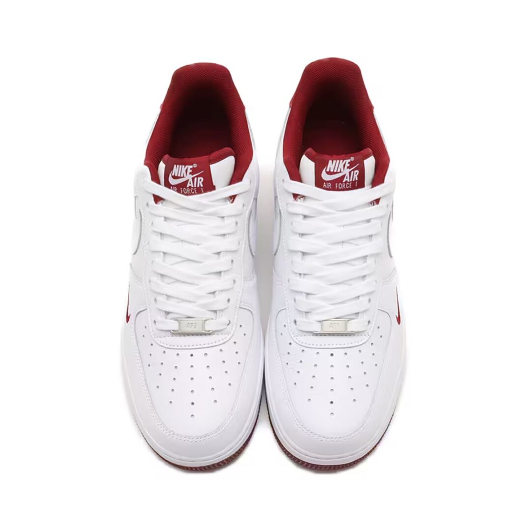 【2024年 12/14 発売】NIKE AIR FORCE 1 07 LOW “White/Team Red” (ナイキ エア フォース 1 ロー “ホワイト/チームレッド”) [HM9483-100]