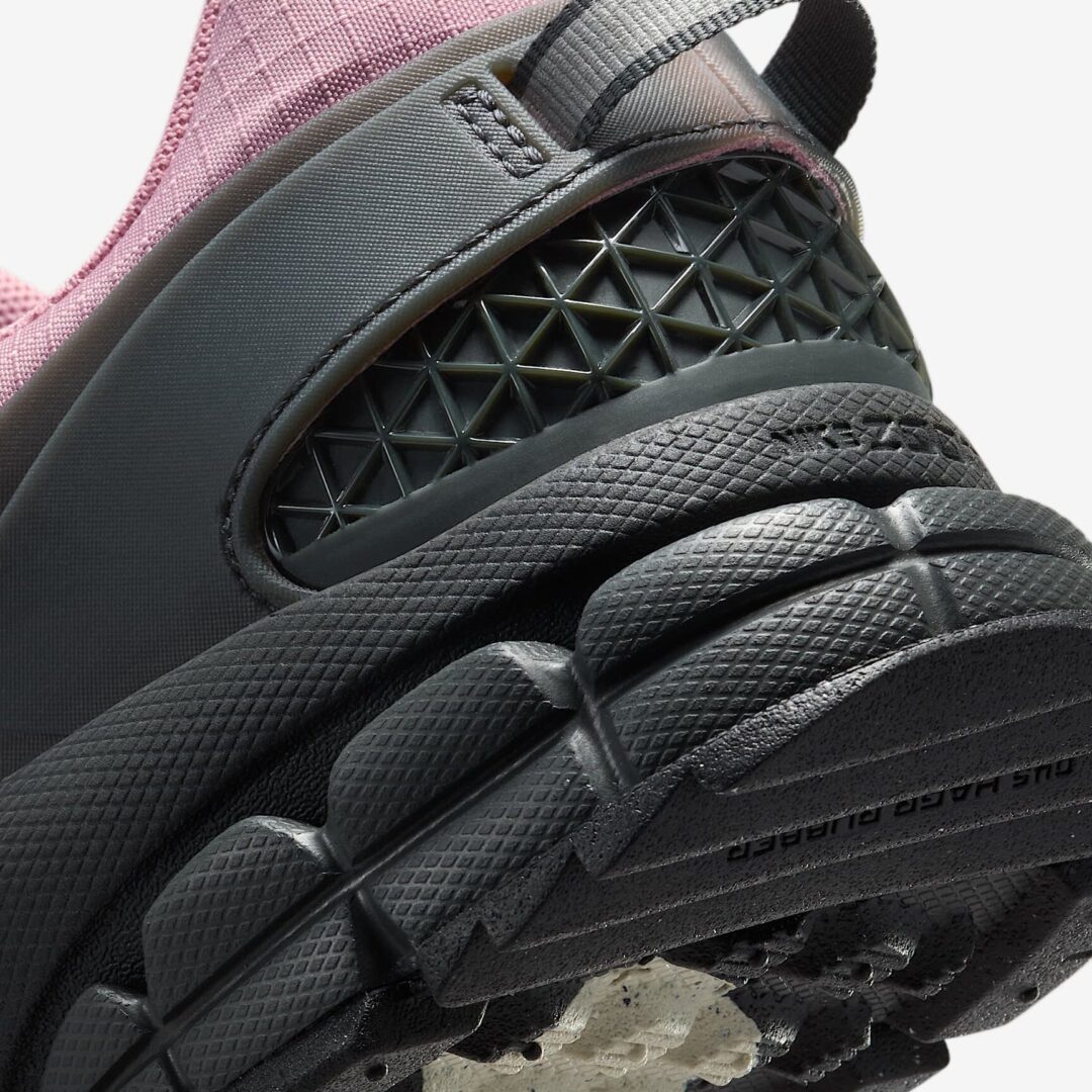 【2024年 12/2 発売】NIKE ZOOM VOMERO ROAM “Anthracite/Elemental Pink” (ナイキ ズーム ボメロ ローム “アンスラサイト/エレメンタルピンク”) [HQ2181-003]