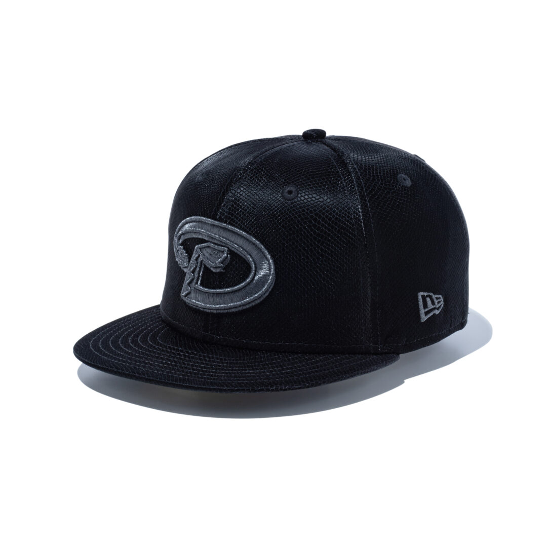 【初売り 2025】ニューエラから干支の“ヘビ”をフィーチャーした「Black Snake Collection」が1/1 発売 (New Era ブラック スネーク コレクション)