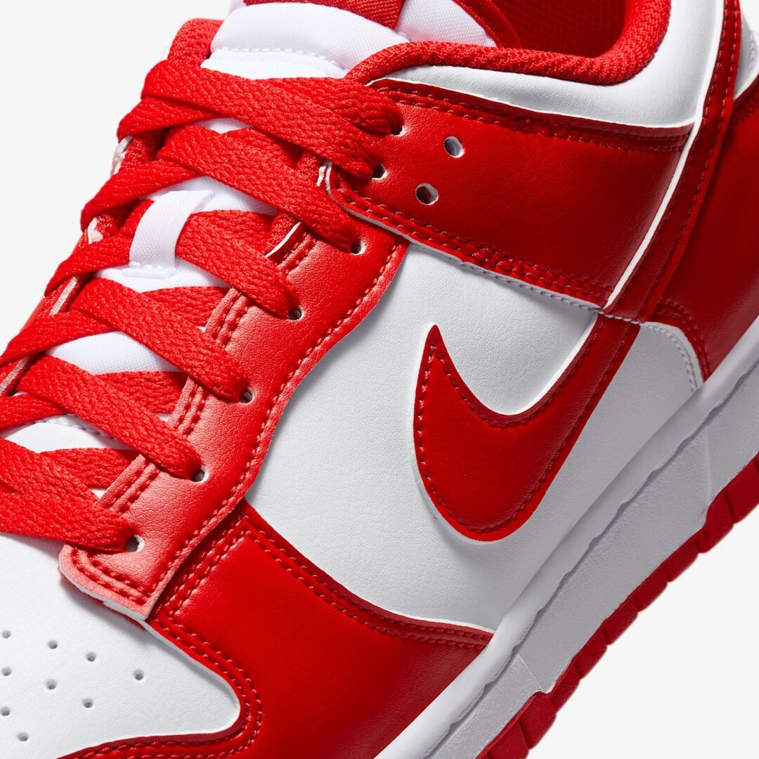 【2025年 1/1 発売】NIKE DUNK LOW “St.John’s/White/University Red” (ナイキ ダンク ロー “セント・ジョーンズ/ホワイト/ユニバーシティレッド”) [HF5441-104]