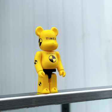 タイメックス 170周年を記念した「BE@RBRICK TIMEX 100%」が2024年 12/13 発売 (ベアブリック)