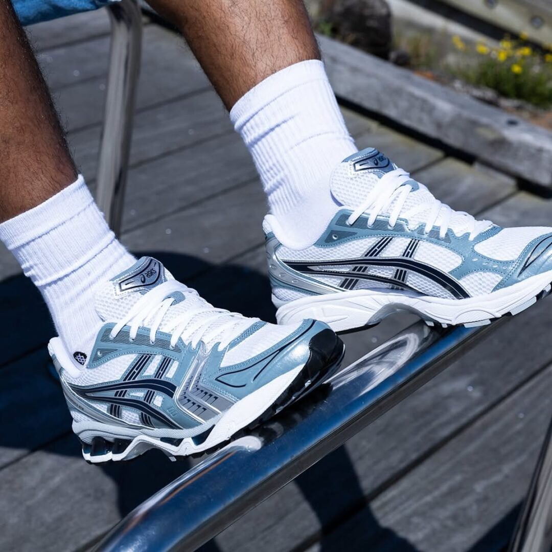 【2024年 発売】ASICS GEL-KAYANO 14 “White/Fjord Grey” (アシックス ゲルカヤノ) [1203A537.106]