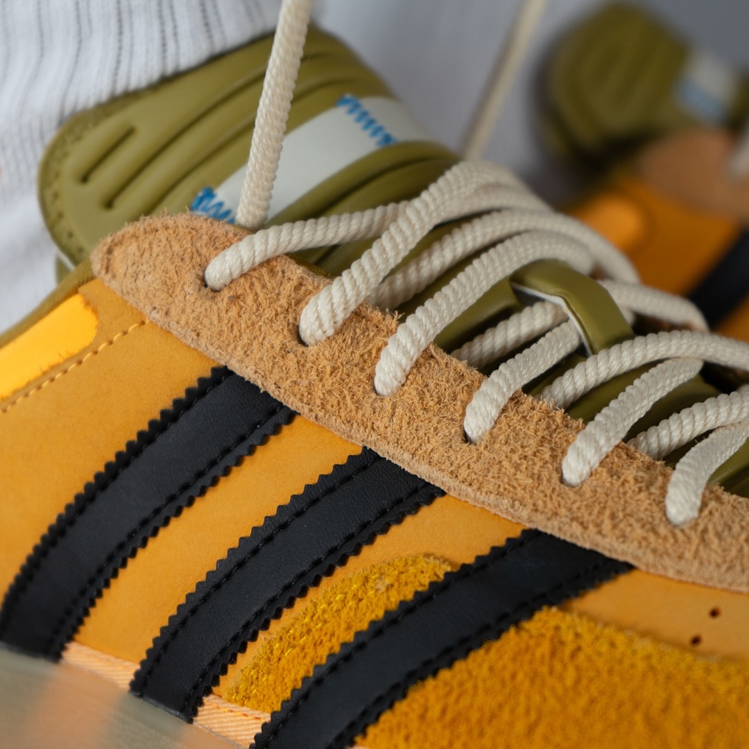 【サンプル/2025年】BAD BUNNY × adidas Originals GAZELLE INDOOR “Yellow” (バッドバニー アディダス オリジナルス ガゼル インドア)