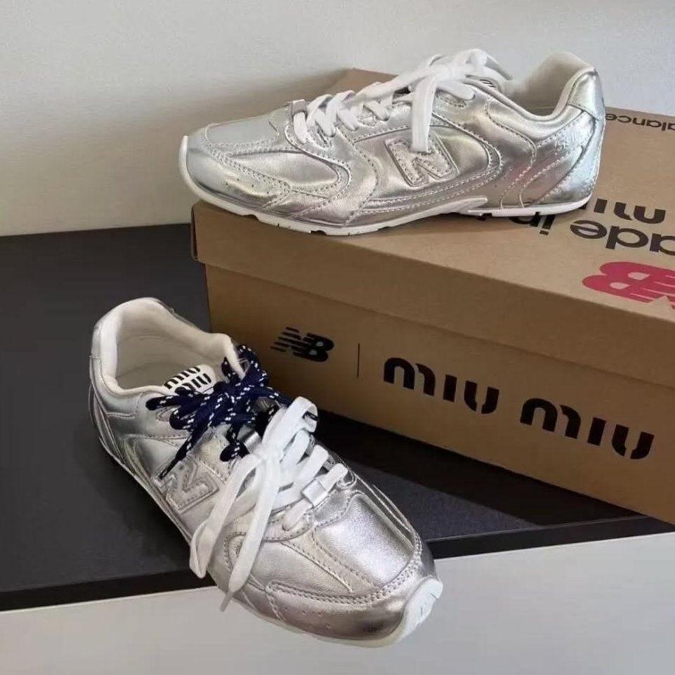 MIU MIU × New Balance 530 SL “Silver Pack” (ミュウミュウ ニューバランス “シルバーパック”)