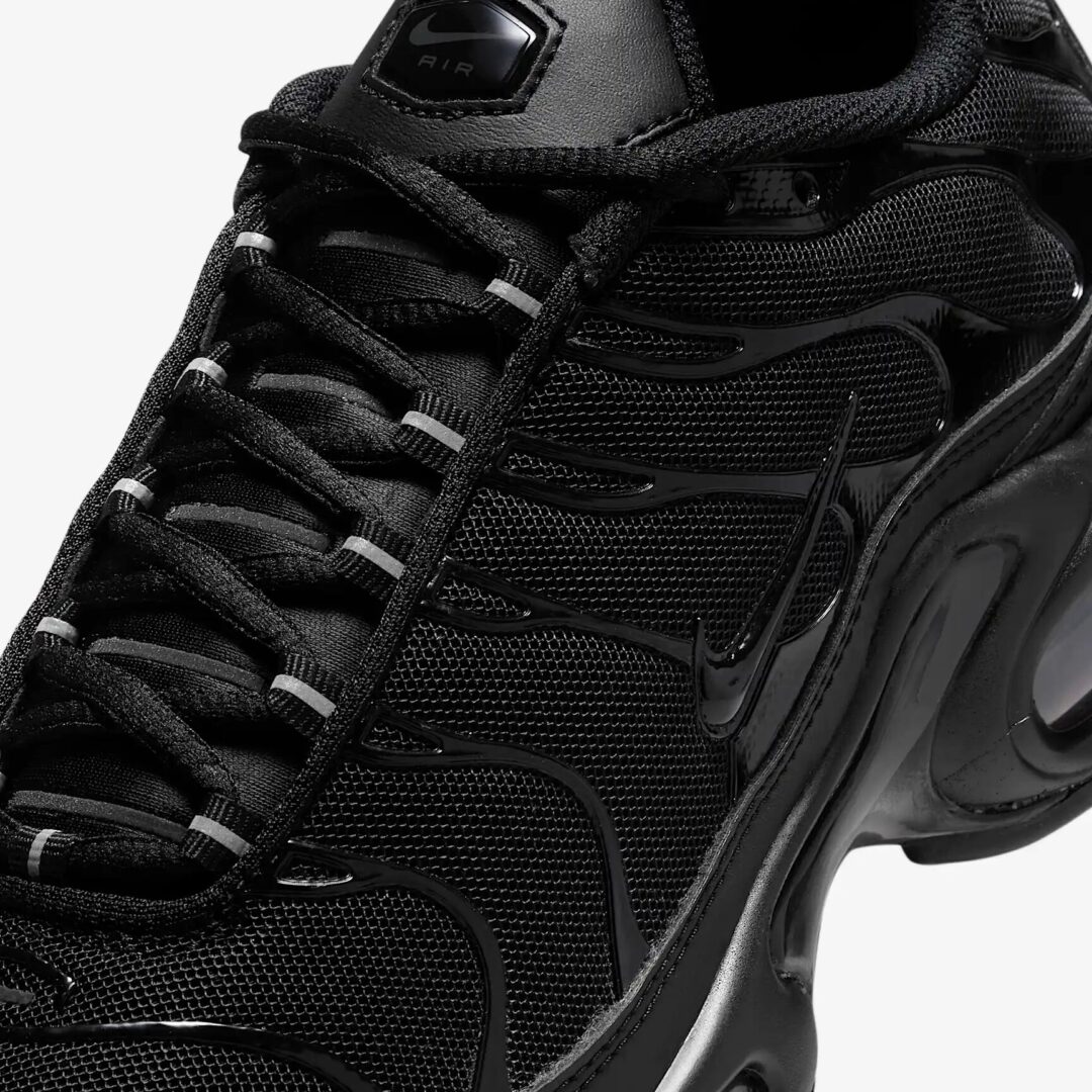 【2025年 1/13 発売】NIKE W AIR MAX PLUS “Triple Black” (ナイキ エア マックス プラス “トリプルブラック”) [DM2362-002]