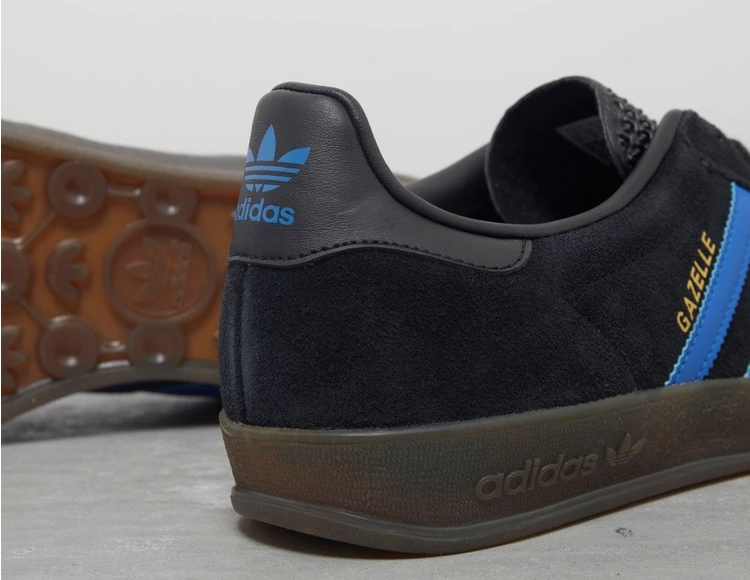 【2025年 発売】adidas Originals GAZELLE “Core Black/Blue/Gum” (アディダス オリジナルス ガゼル “ブラック/ブルー/ガム”) [JQ2692]