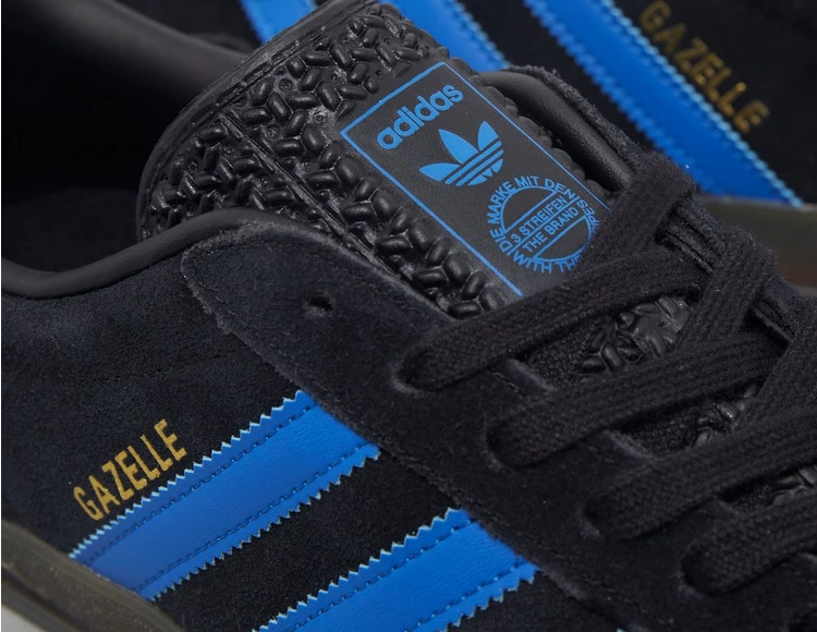 【2025年 発売】adidas Originals GAZELLE “Core Black/Blue/Gum” (アディダス オリジナルス ガゼル “ブラック/ブルー/ガム”) [JQ2692]