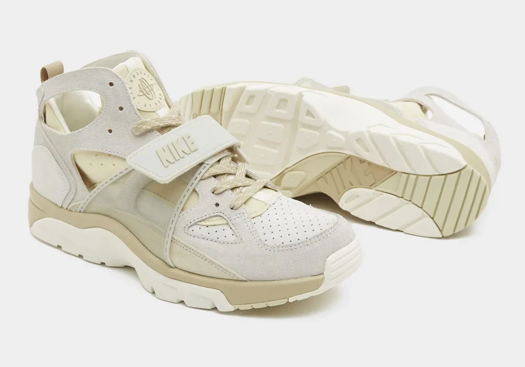 【2025年 発売予定】NIKE AIR TRAINER HUARACHE “Sail/Light Khaki” (ナイキ エア トレーナー ハラチ “セイル/ライトカーキ”) [IB7678-100]