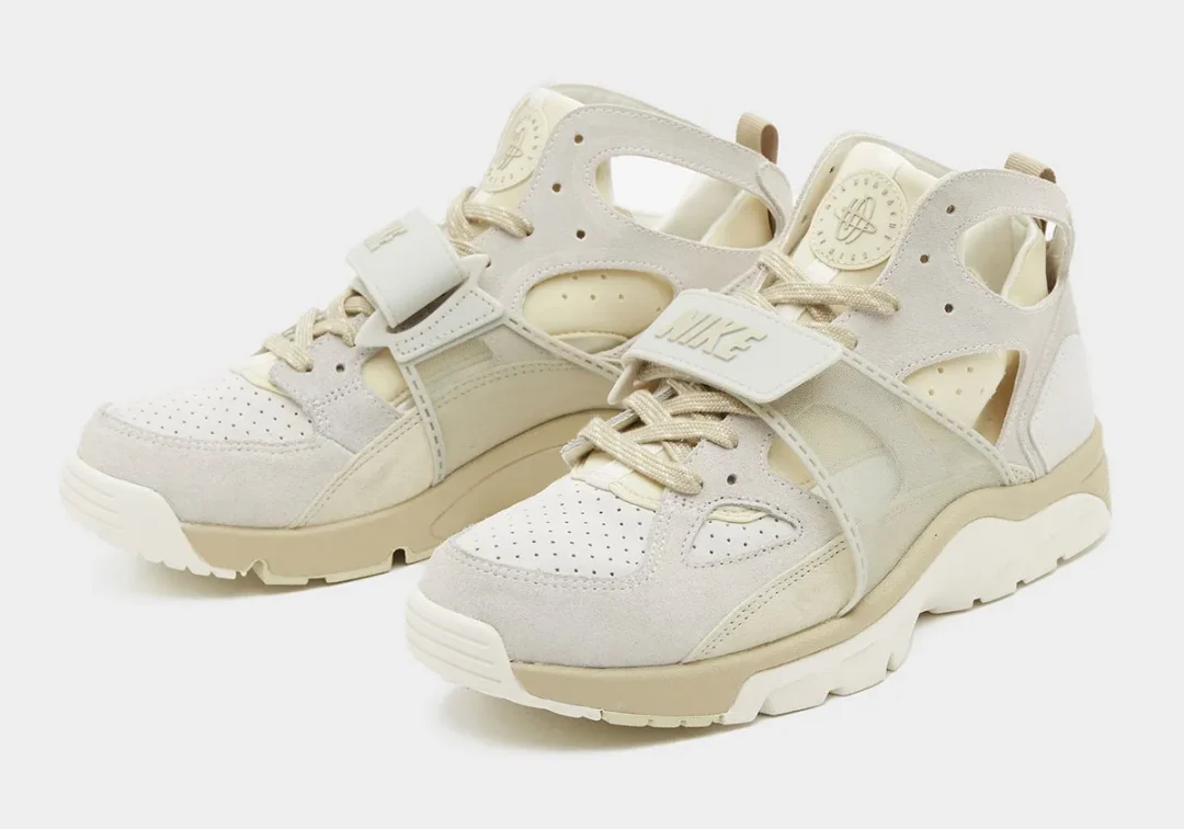 【2025年 発売予定】NIKE AIR TRAINER HUARACHE “Sail/Light Khaki” (ナイキ エア トレーナー ハラチ “セイル/ライトカーキ”) [IB7678-100]