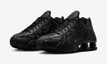 【2025年 3/17 発売】NIKE W SHOX R4 “Black Floral/Dark Smoke Grey” (ナイキ ショックス “ブラックフローラル/ダークスモークグレー”) [HV0934-002]