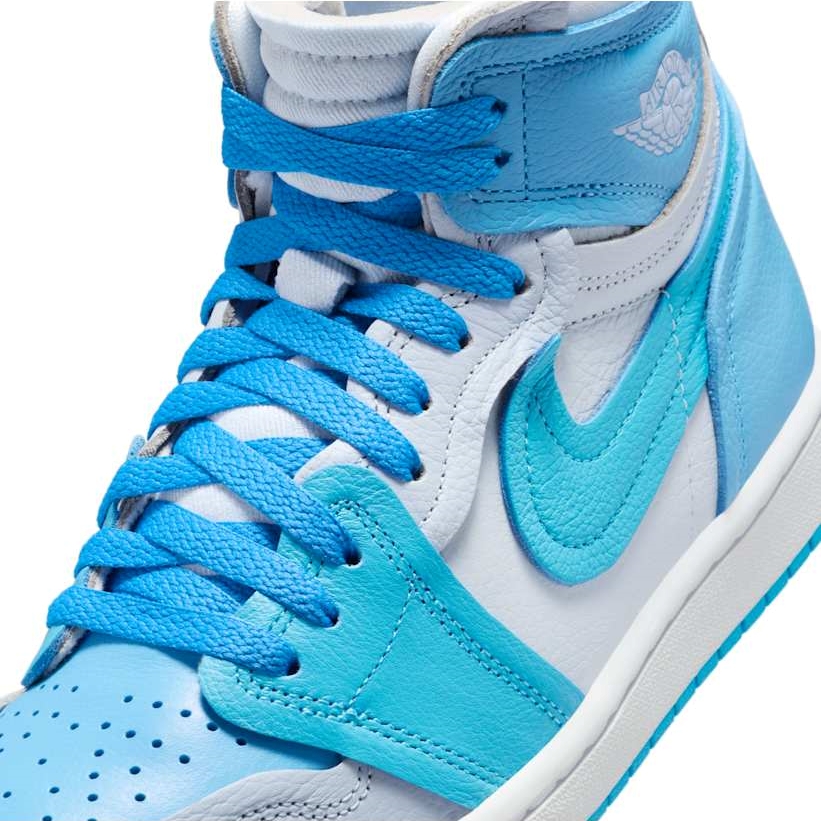 【2025年 発売】NIKE W AIR JORDAN 1 HIGH MM “UNC/Blue Tint/University Blue” (ナイキ ウィメンズ エア ジョーダン 1 ハイ MM “ブルーティント/ユニバーシティブルー”) [FB9891-404]