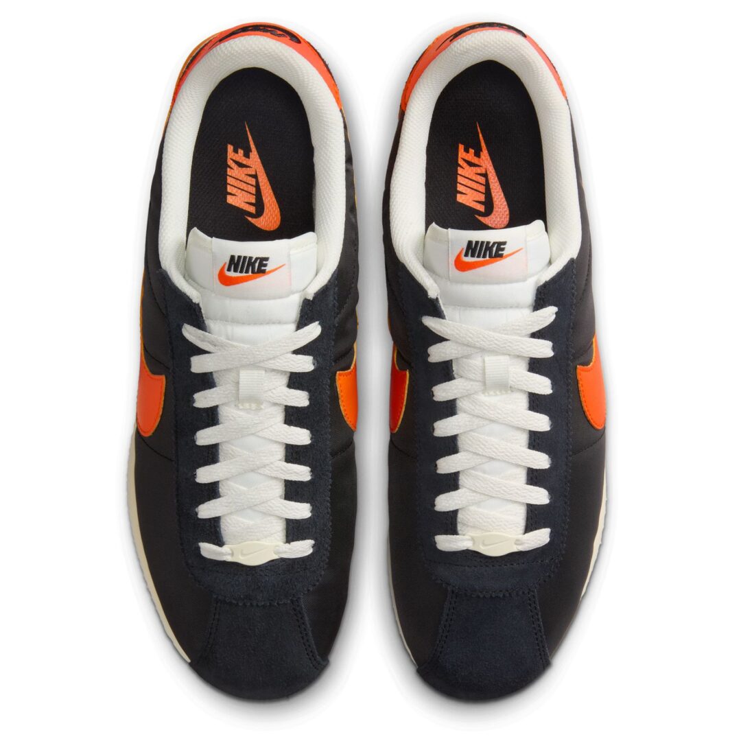 【2025年 発売】NIKE CORTEZ TXT “Black/Safety Orange” (ナイキ コルテッツ テキスタイル “ブラック/セフティオレンジ”) [HF0263-003]