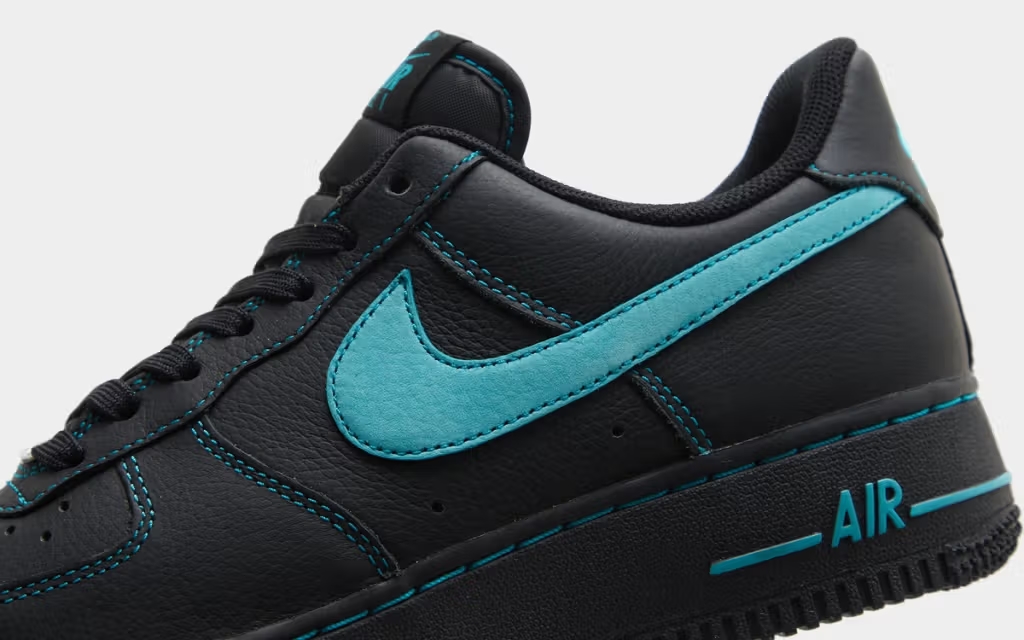 【2025年 発売予定】NIKE AIR FORCE 1 LOW “Black Tiffany/Black/Aurora Green” (ナイキ エア フォース 1 ロー “ブラック ティファニー”)