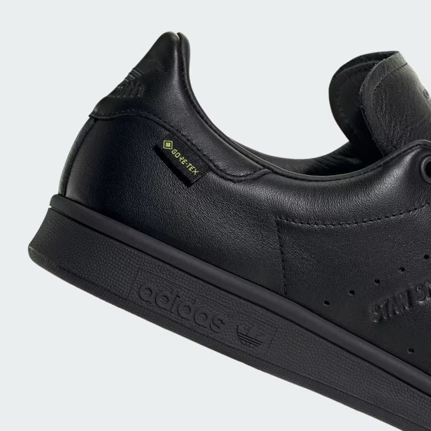 【2025年 1/17 発売】adidas Originals STAN SMITH GORE-TEX “Core Black/Cloud White” (アディダス オリジナルス スタンスミス ゴアテックス “ブラック/ホワイト”) [JR3323/JR3329]