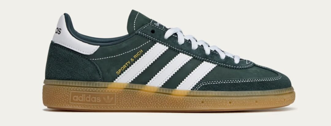 【2025年 春 発売予定】SPORTY & RICH × adidas Originals HANDBALL SPEZIAL “Dark Green/Sharp Red/Night Indigo” (スポーティーアンドリッチ アディダス オリジナルス ハンドボール スペツィアル)