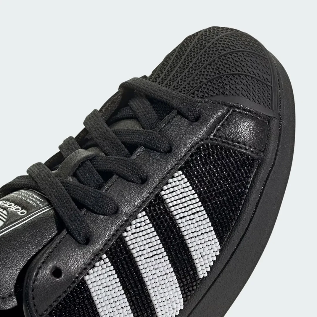 【2025年 2/6 発売】adidas Originals W SUPERSTAR “Beaded/Black/White” (アディダス オリジナルス スーパースター “ビーズ/ブラック/ホワイト”) [JH7098]