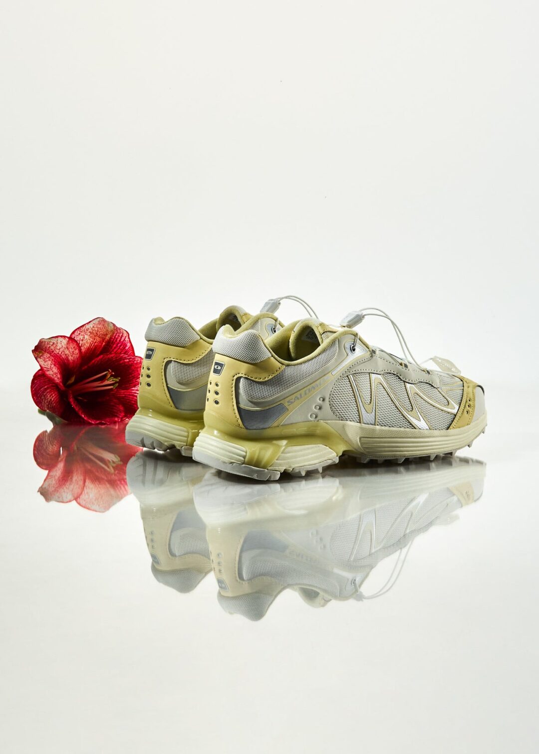 【2025年 2/14 発売予定】KITH × Salomon XT-WHISPER (キス サロモン)