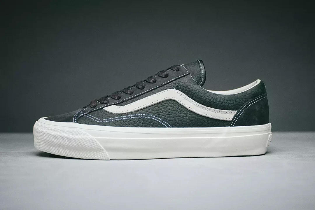 【2025年 2/22 発売】VANS PREMIUM PREMIUM OLD SKOOL 36 “Le Marais White/Le Marais Black” (バンズ プレミアム オールドスクール) [VN000D57WHT/VN000D57BLK]