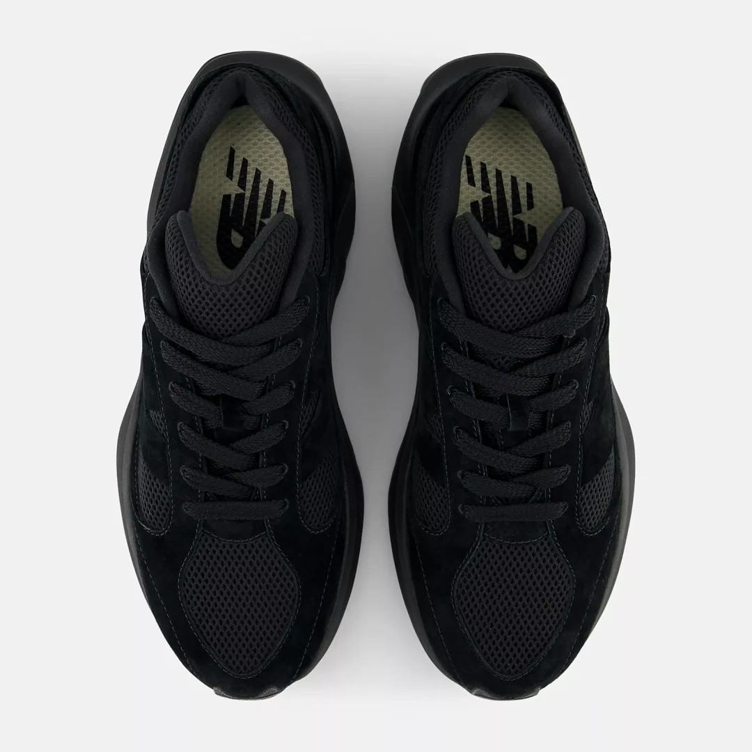 【2025年 発売】New Balance WARPED RUNNER UWRPDTBA “Triple Black” (ニューバランス ワープドランナー)