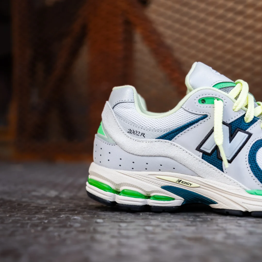 【2025年 発売】New Balance U2002 RTA “Grey Matter/Green Apple/Limelight” (ニューバランス) [U2002RTA]