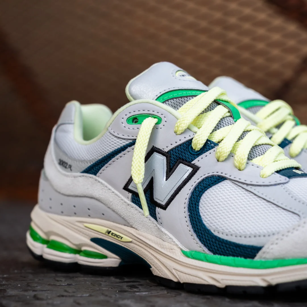 【2025年 発売】New Balance U2002 RTA “Grey Matter/Green Apple/Limelight” (ニューバランス) [U2002RTA]