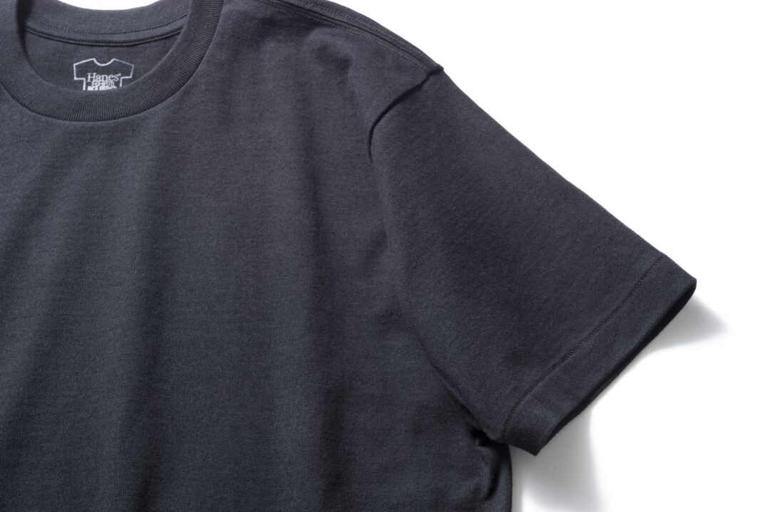 ヘインズから「最高の白T」に続く「最高の黒T」”THE BEST OF BLACK-T”「Hanes T-SHIRTS KURO」が2025年 2月下旬 発売 (Hanes)