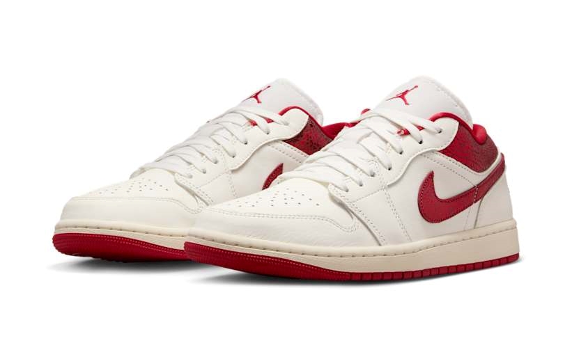 【2025年 発売予定】NIKE W AIR JORDAN 1 LOW SE “Cracked Leather/Sail/Varsity Red” (ナイキ エア ジョーダン 1 ロー “クラックレザー/セイル/バーシティレッド″) [HJ9338-106]