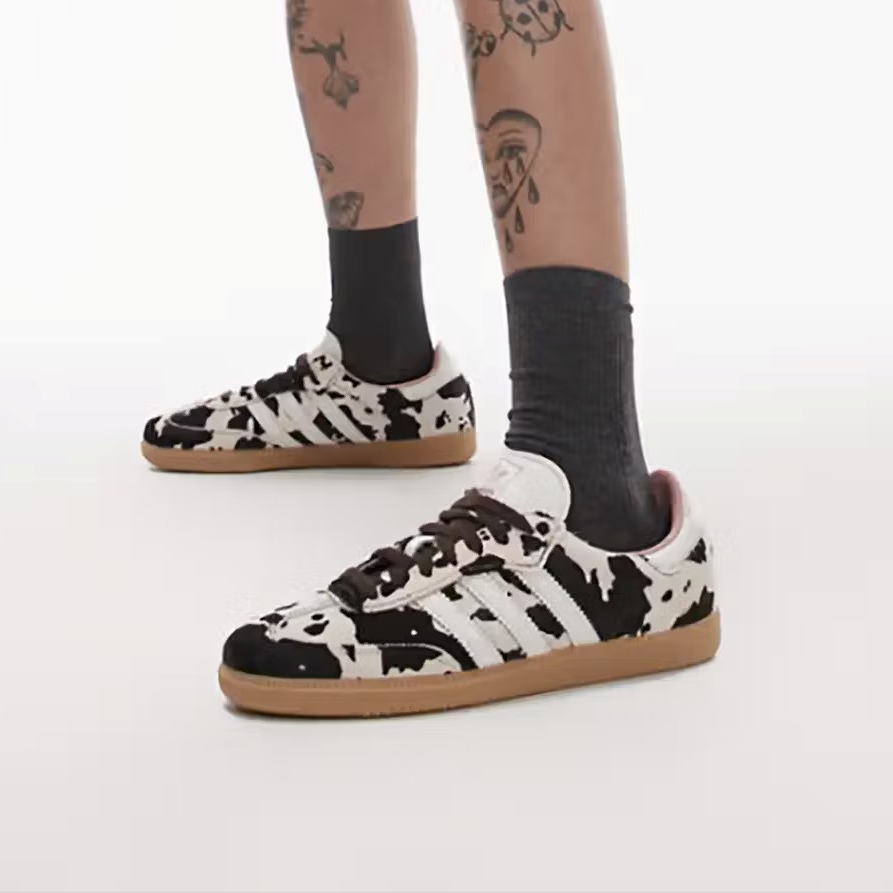 【2025年 発売】adidas Originals W SAMBA OG “Cow Print/Dark Brown” (アディダス オリジナルス サンバ “カウプリント/ダークブラウン”) [JR1256]