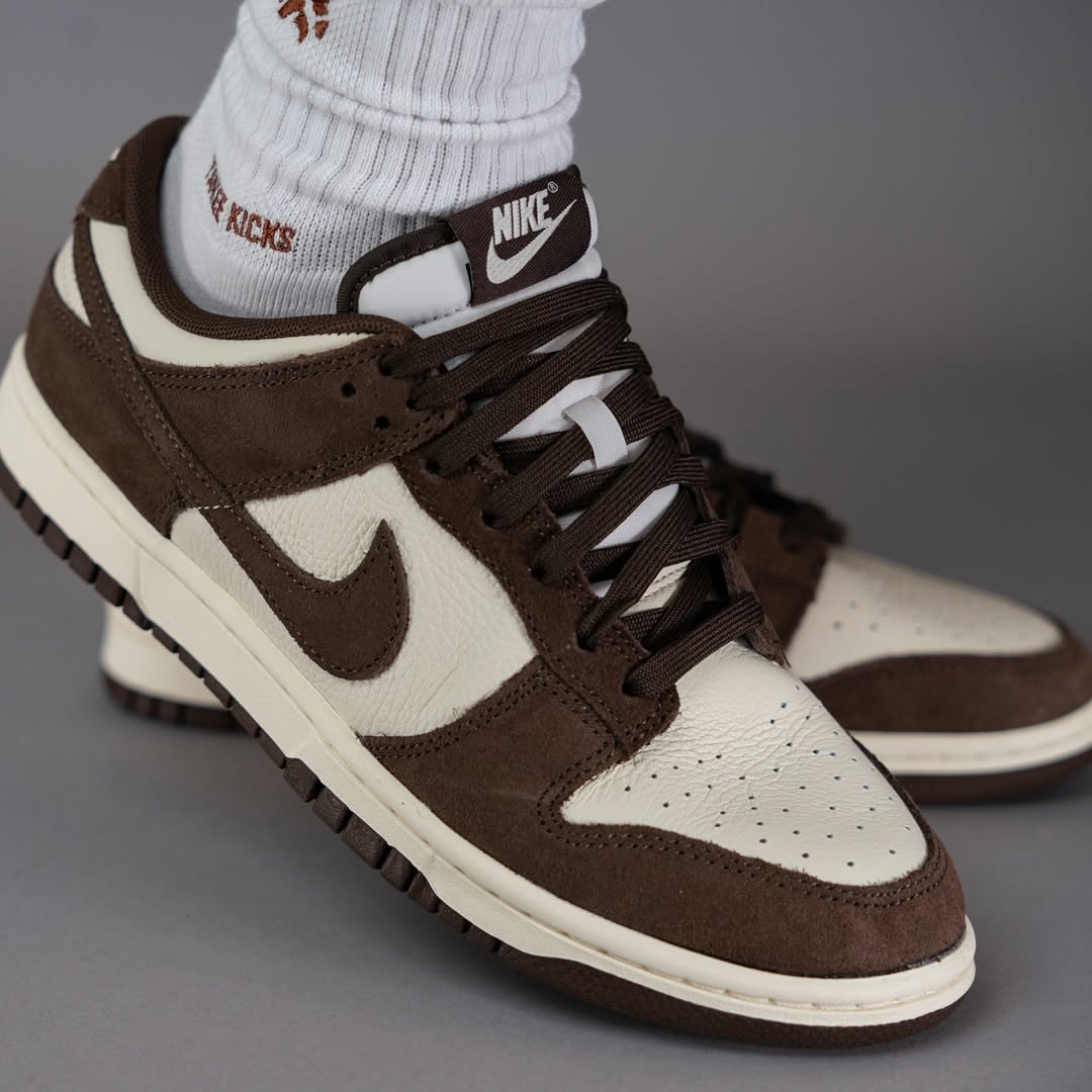 【2025年 発売予定】NIKE DUNK LOW “Suede Mocha/White/Brown” (ナイキ ダンク ロー “スエードモカ/ホワイト/ブラウン”) [FQ8249-104]