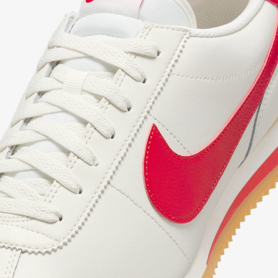 【2025年 2/10 発売】NIKE CORTEZ “Sail/Gum Yellow/University Red” (ナイキ コルテッツ “セイル/ガムイエロー/ユニバーシティレッド”) [DM4044-110]