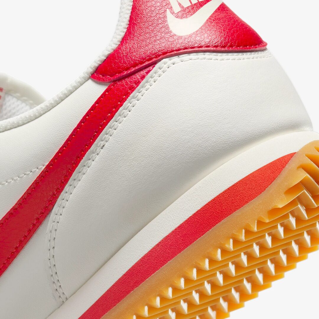 【2025年 2/10 発売】NIKE CORTEZ “Sail/Gum Yellow/University Red” (ナイキ コルテッツ “セイル/ガムイエロー/ユニバーシティレッド”) [DM4044-110]