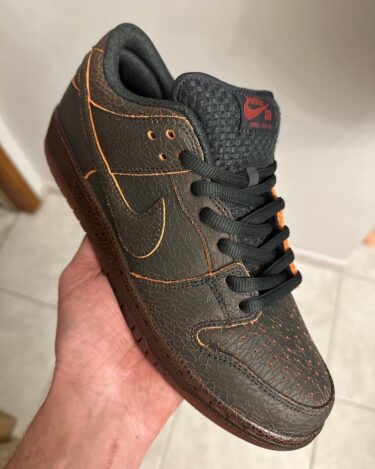 【2025年末 発売予定】NIKE SB DUNK LOW PRO “Halloween/Krampus” (ナイキ ダンク ロー プロ “ハロウィン/クランプス”) [HV1668-001]