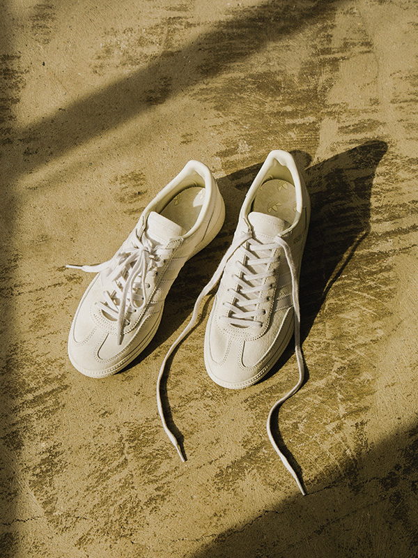 【2025年 3/28 発売】URBAN RESEARCH DOORS × adidas Originals HANDBALL SPEZIAL EXCLUSIVE “Off White” (アーバンリサーチ ドアーズ アディダス オリジナルス ハンドボール スペツィアル) [JQ6155]