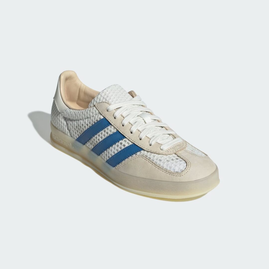 【2025年 3/20 発売】adidas Originals GAZELLE INDOOR “Off White/Focus Blue” (アディダス オリジナルス ガゼル インドア) [JH5419]