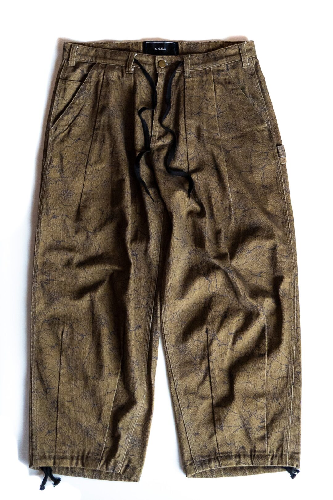 【抽選販売】S.W.U.N “CRACKED SNAKESKIN PANTS” 2カラー (エスダブルユーエヌ “クラックド スネークスキン パンツ”)